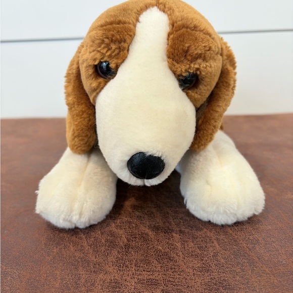Beagle Dog Plush Stuffed Animal IDS Preferred Brown White 18” Puppy Toy - Picture 2 of 10